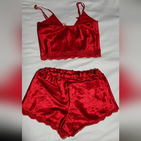 Pajama Set - Picture 10 of 11